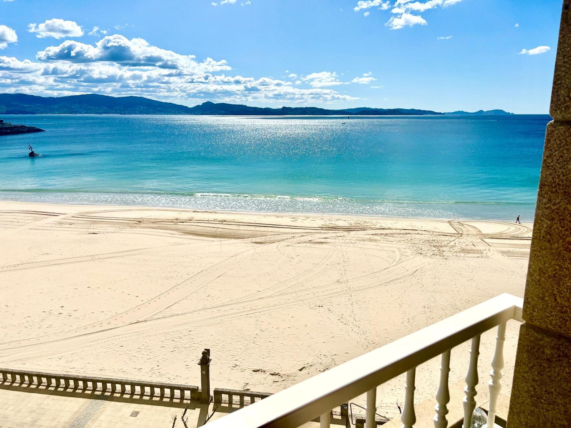 Martina & Playa Lägenhet Sanxenxo Exteriör bild