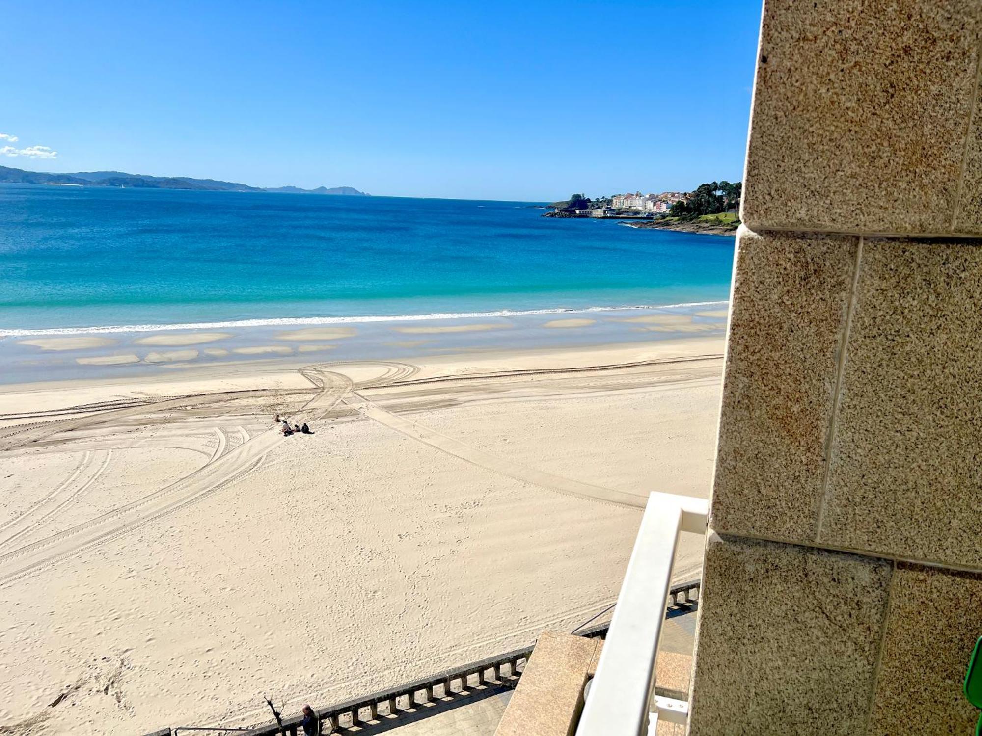 Martina & Playa Lägenhet Sanxenxo Exteriör bild